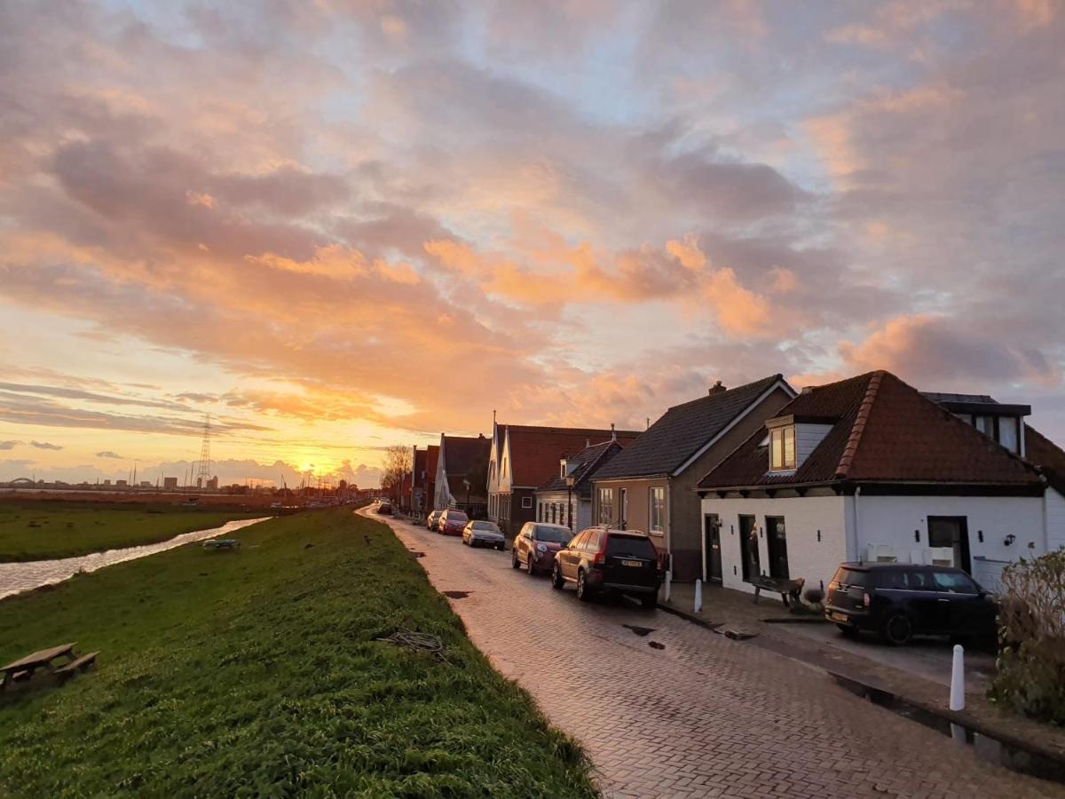 Very Nice Cottage In Durgerdam, With Private Garden, Free Parking, Pets Allowed Amsterdam Exterior photo